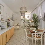 City Hotel 3* Viareggio