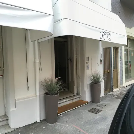 City Hotel Hotel 3*
